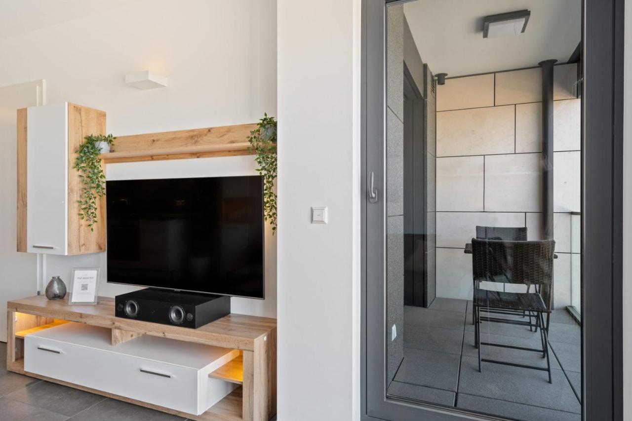 Cloche D'Or Proximity - Sleek Urban Space Luxemburgo Exterior foto